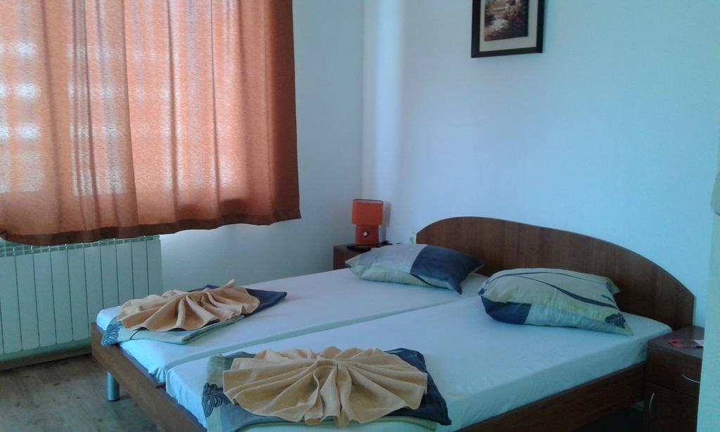 Zora Guest House Primorsko Bilik gambar