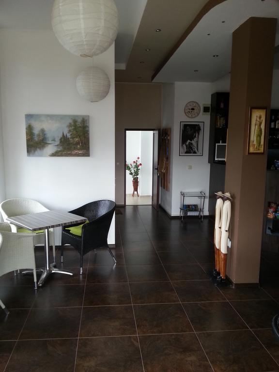 Zora Guest House Primorsko Luaran gambar