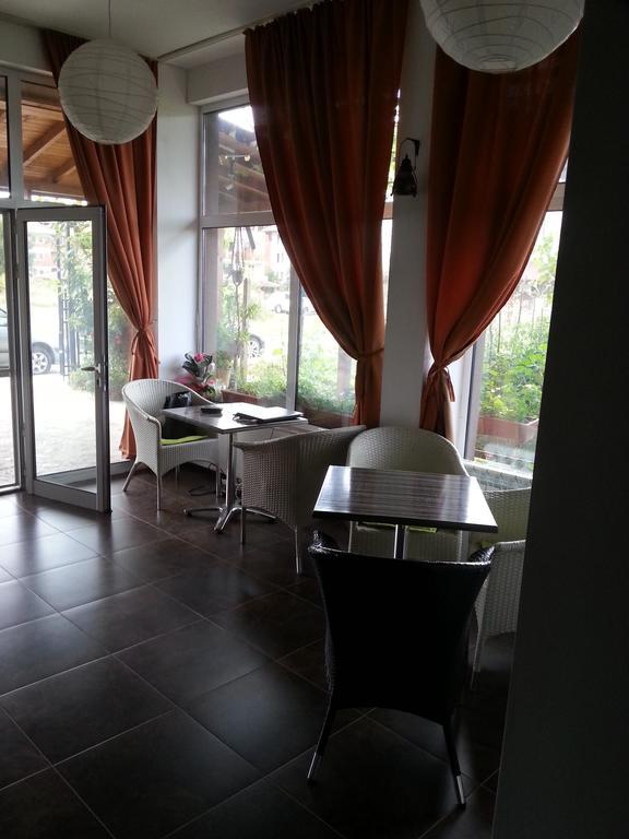 Zora Guest House Primorsko Luaran gambar