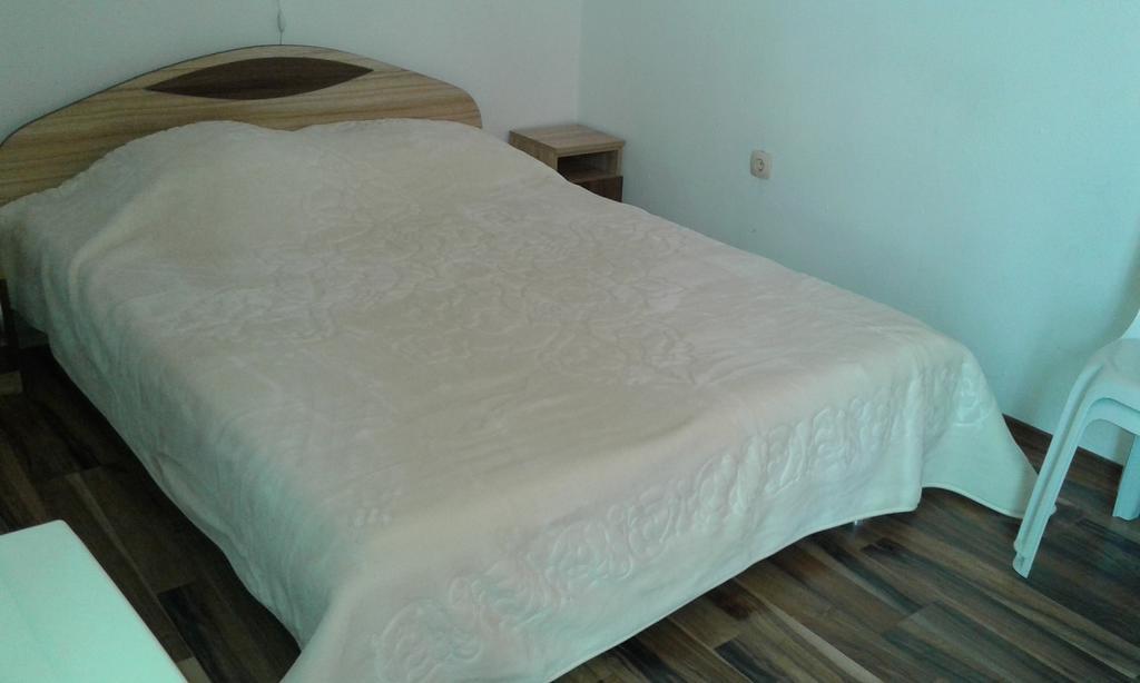 Zora Guest House Primorsko Bilik gambar
