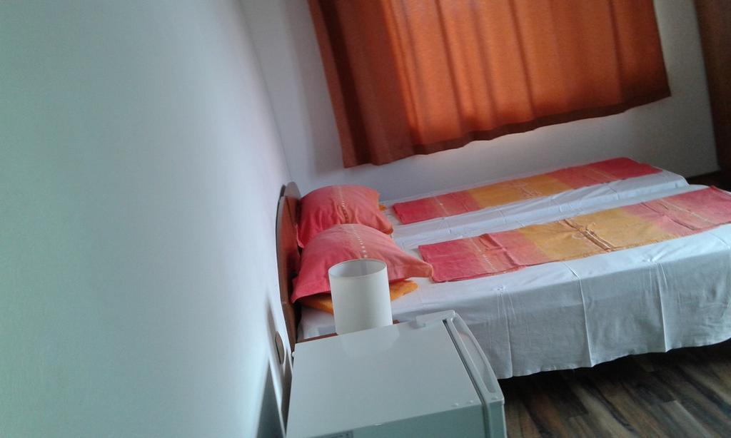 Zora Guest House Primorsko Bilik gambar