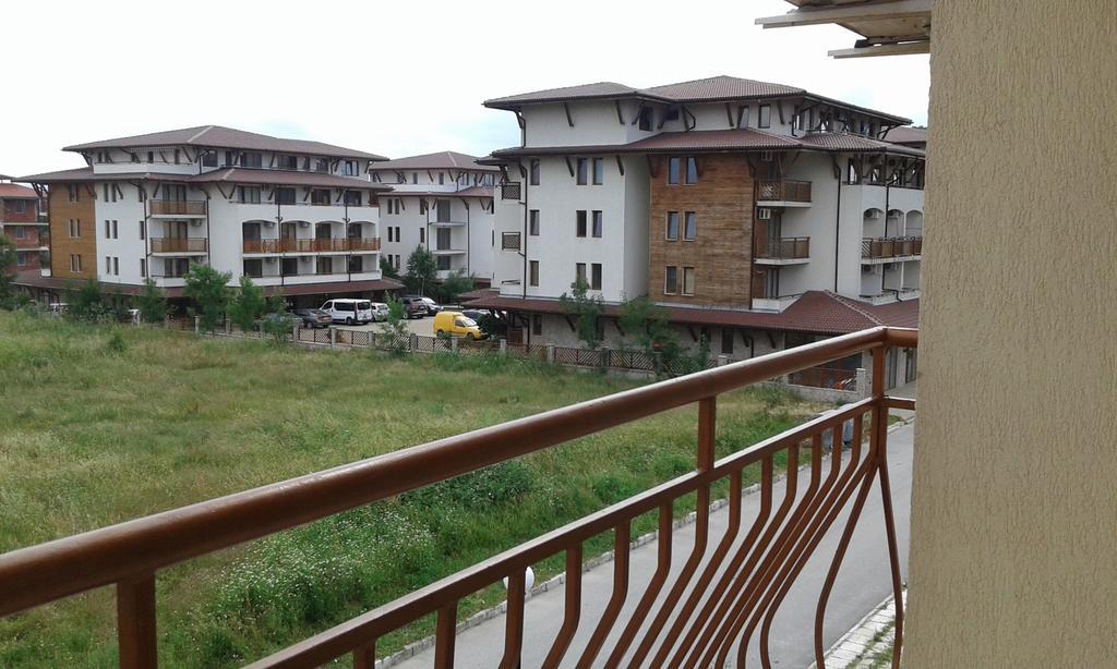 Zora Guest House Primorsko Luaran gambar