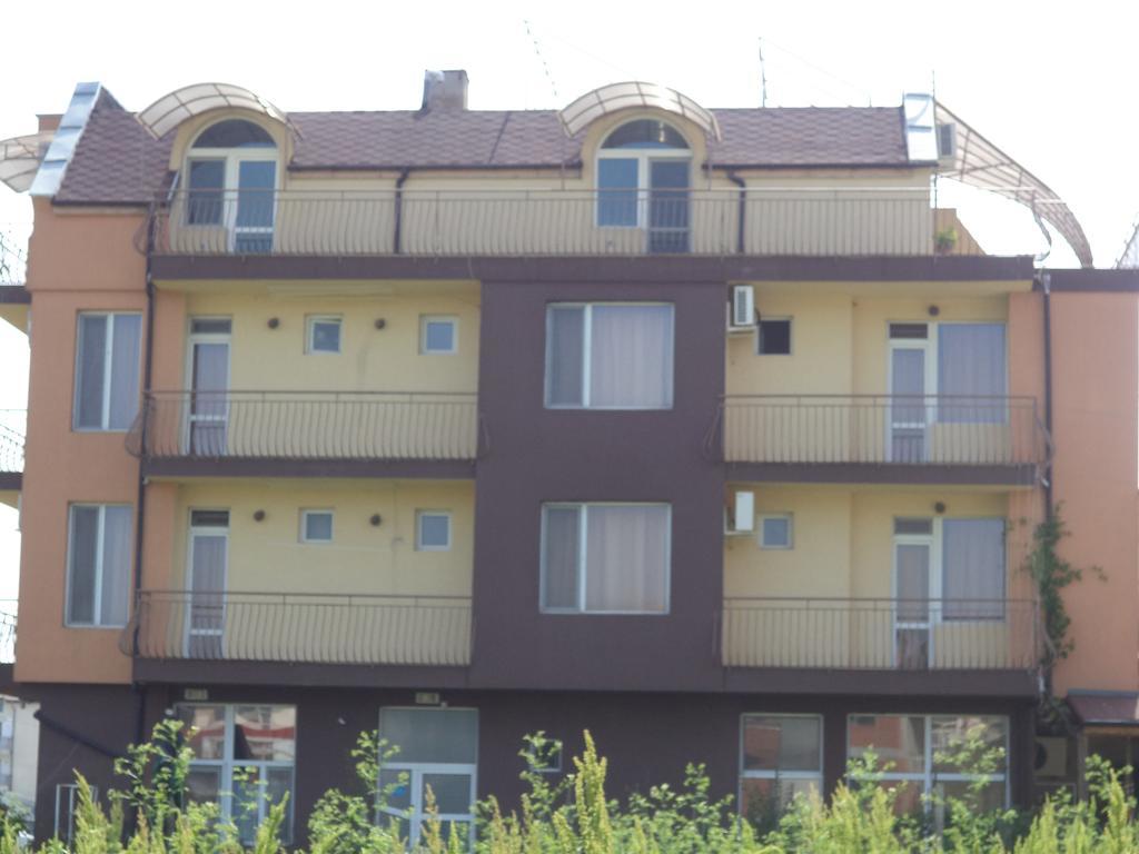 Zora Guest House Primorsko Bilik gambar